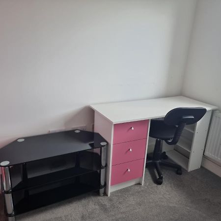 Kingsize Room Close To The A30 Camborne Pool Eksteriør billede