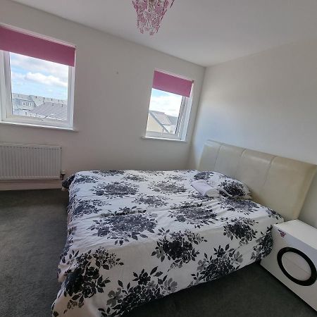 Kingsize Room Close To The A30 Camborne Pool Eksteriør billede