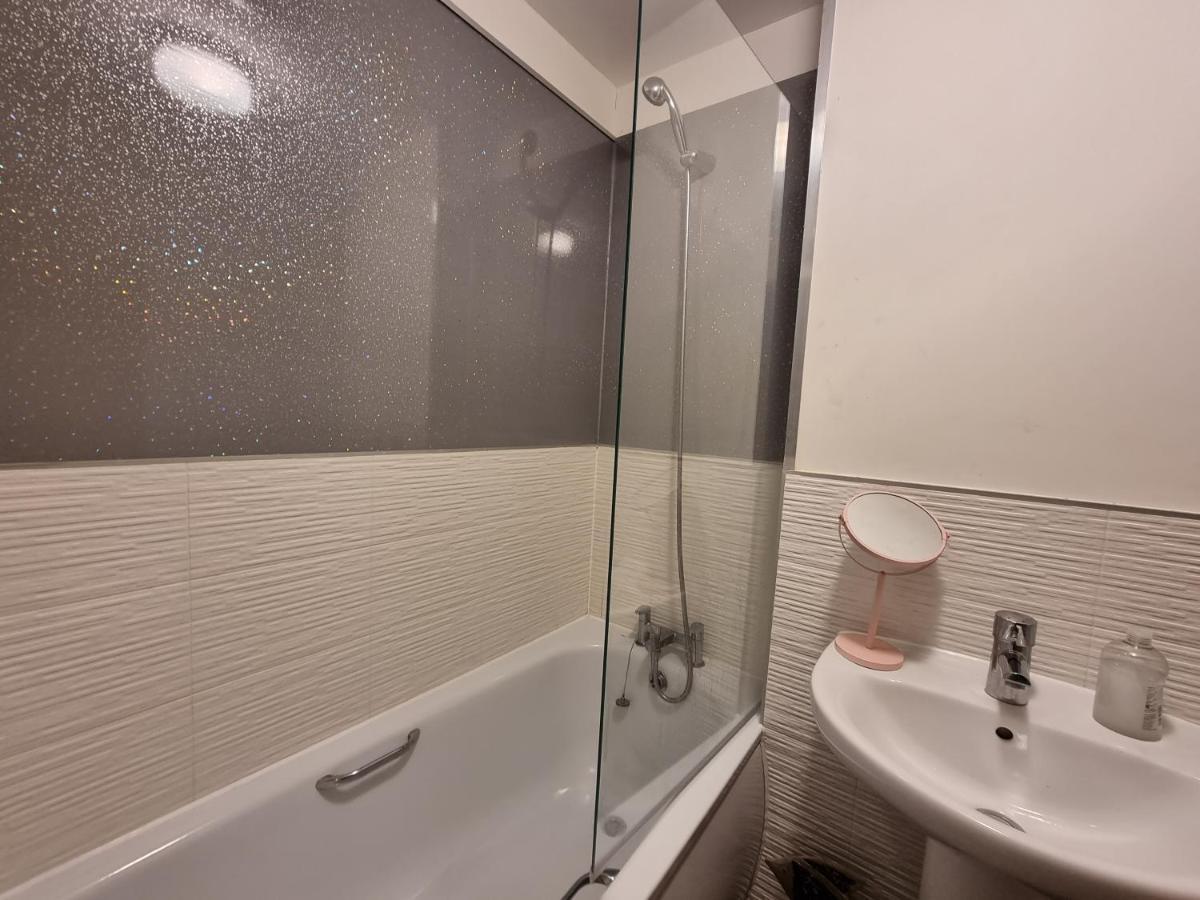 Kingsize Room Close To The A30 Camborne Pool Eksteriør billede