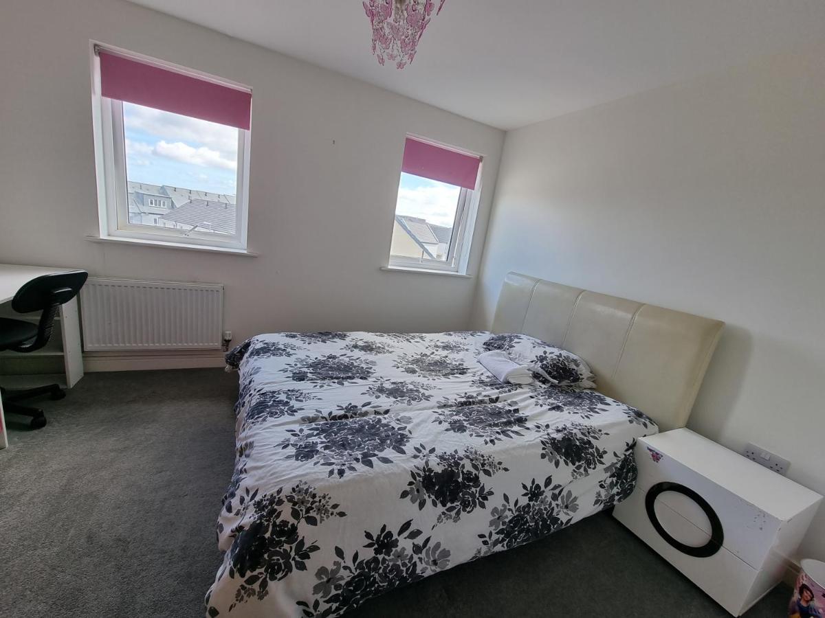 Kingsize Room Close To The A30 Camborne Pool Eksteriør billede